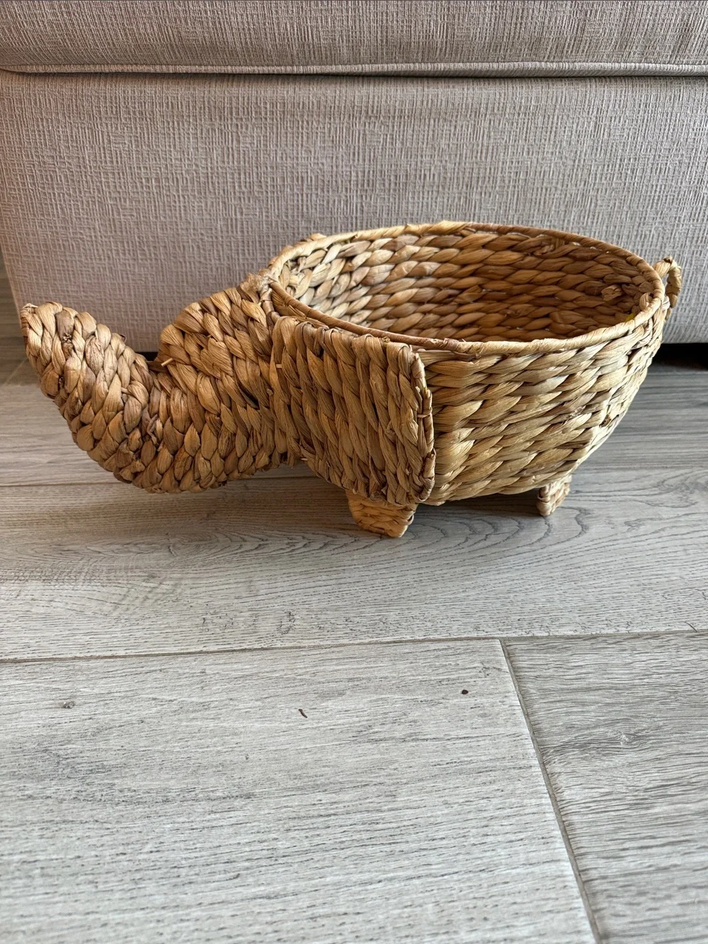 Woven Elephant Seagrass Decorative Basket/Planter- Natural